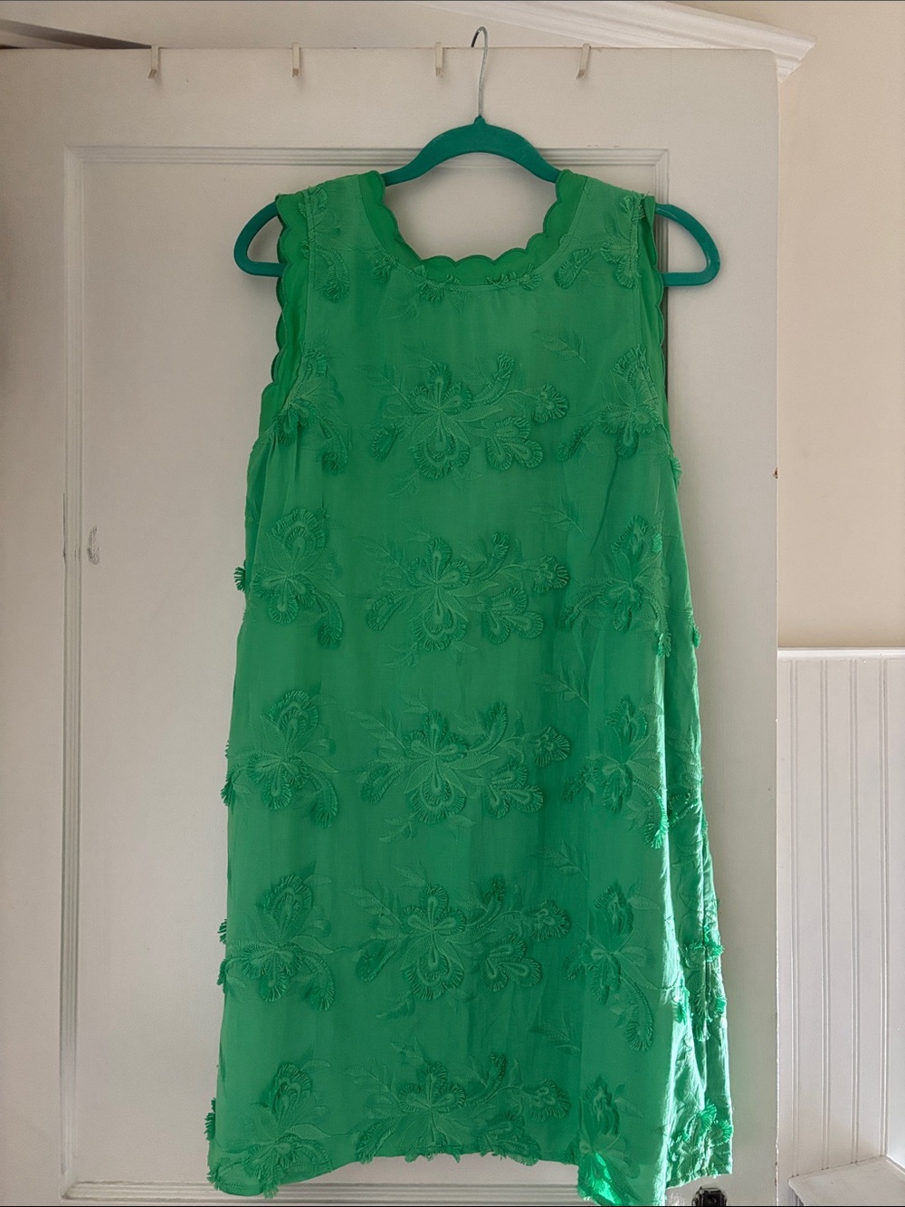 entro Bright Green Embroidered Shift Mini Dress